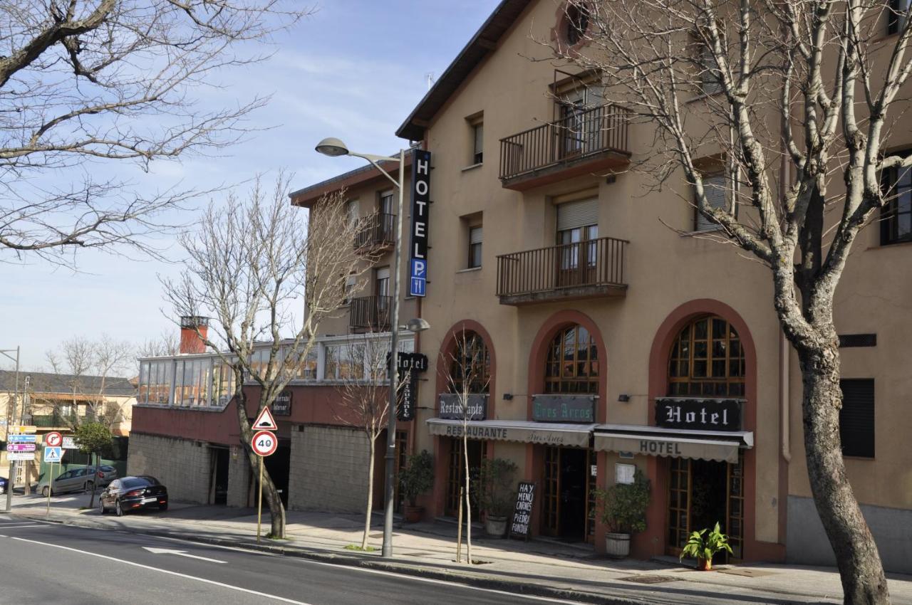 Hotel Tres Arcos San Lorenzo de El Escorial Oda fotoğraf